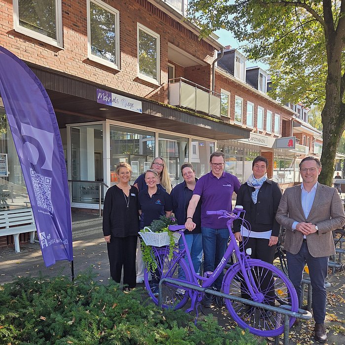 Was für ein Tag! 🚗💜Heute durfte ich die @diakoniealtholstein in Bad Bramstedt auf einer ambulanten Pflegetour begleite...