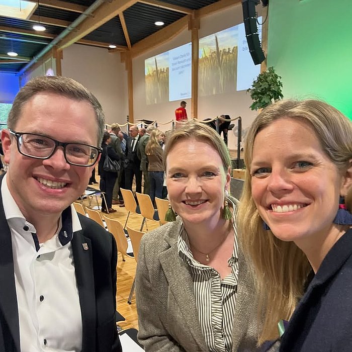 🚜 Starke Stimmen für unsere Landwirtschaft! Zusammen mit @mela.bernstein und @soenke_siebke aus unserem @cdusegeberg un...